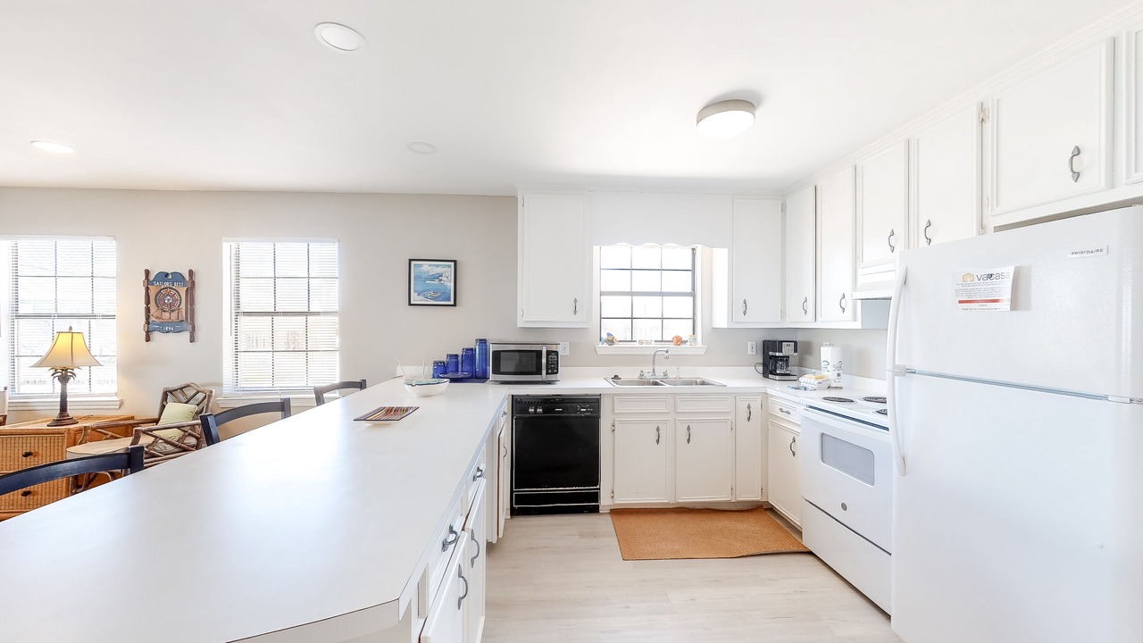 Photo of Kitchen in Silver Cay