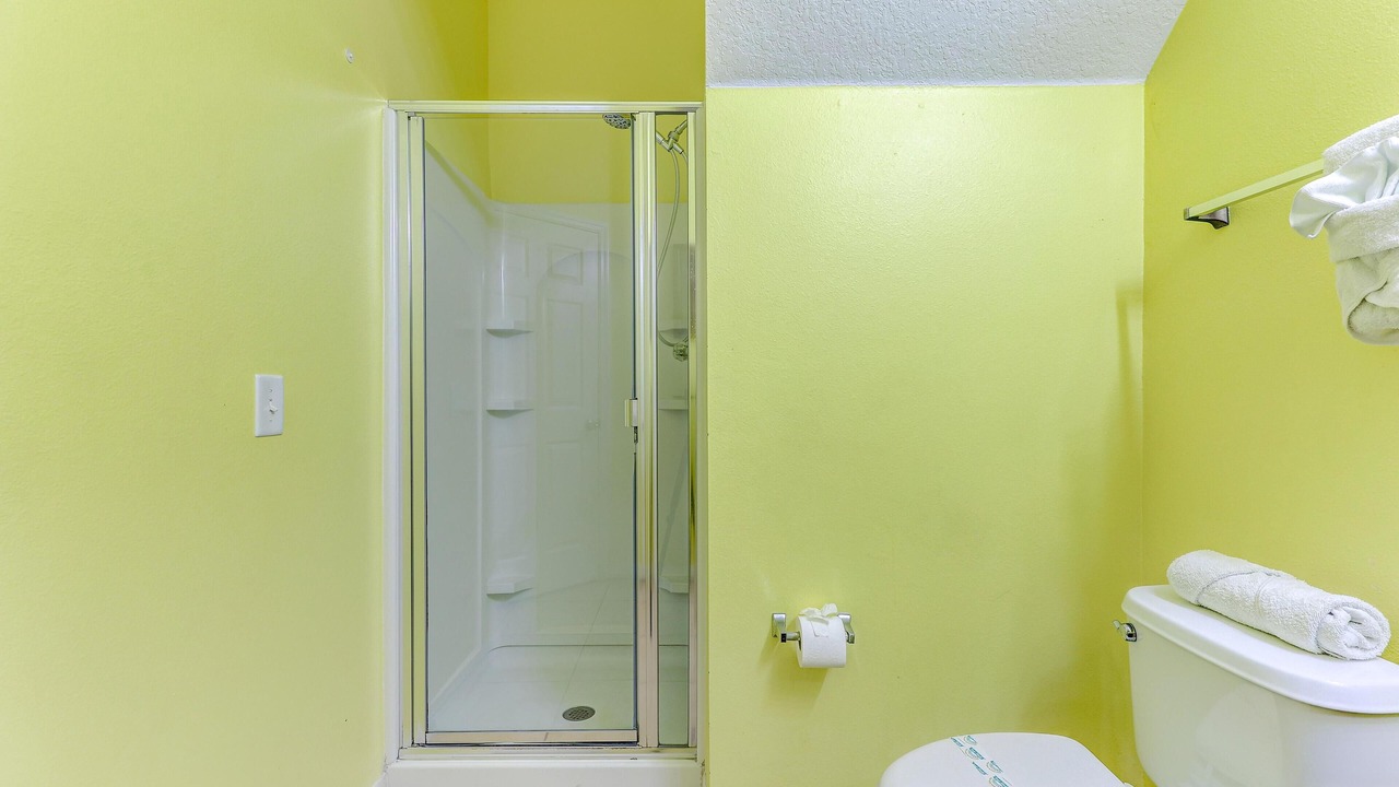 Photo of Bathroom in Crestwynd Bay