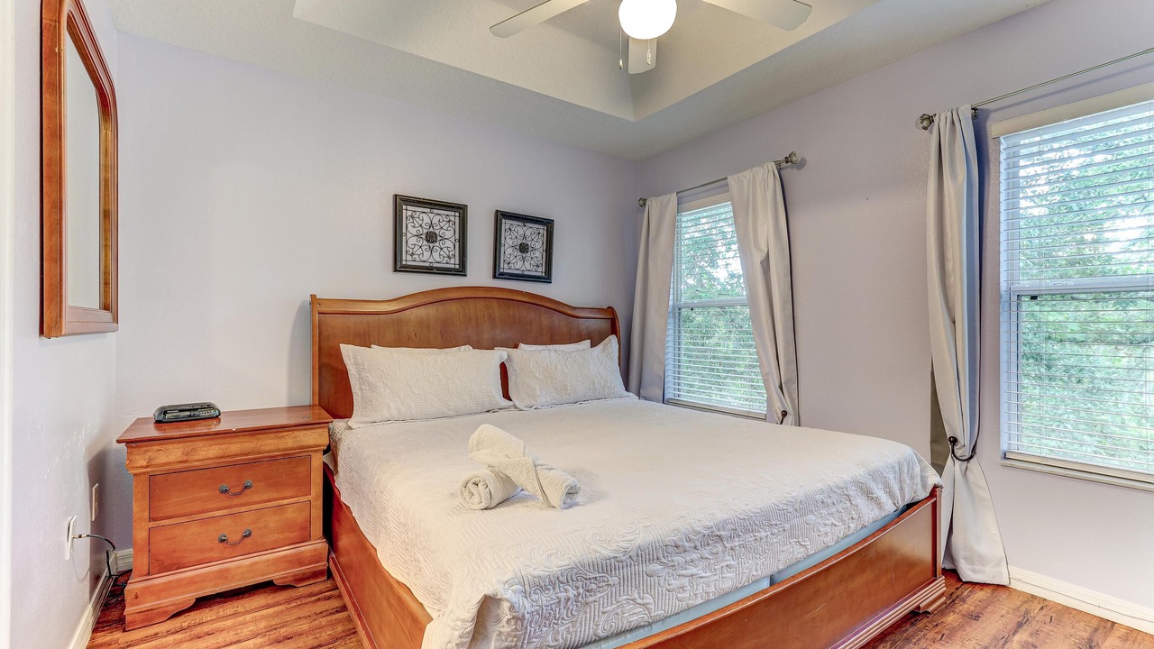 Photo of Bedroom in Crestwynd Bay