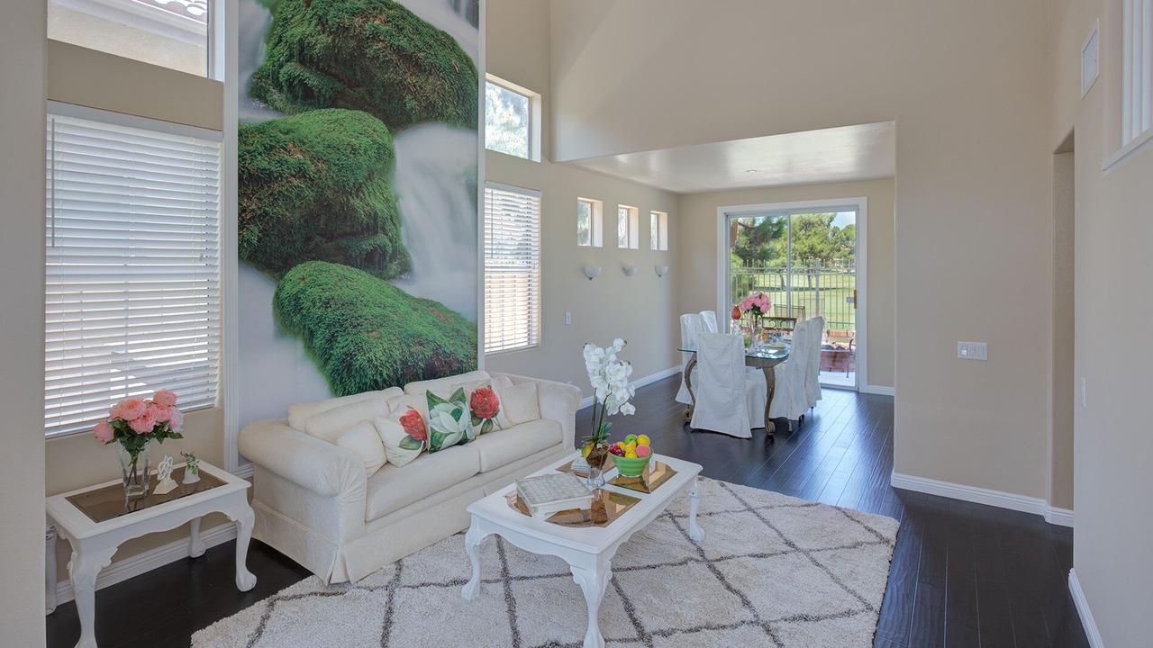 Photo of Livingroom in Tustin