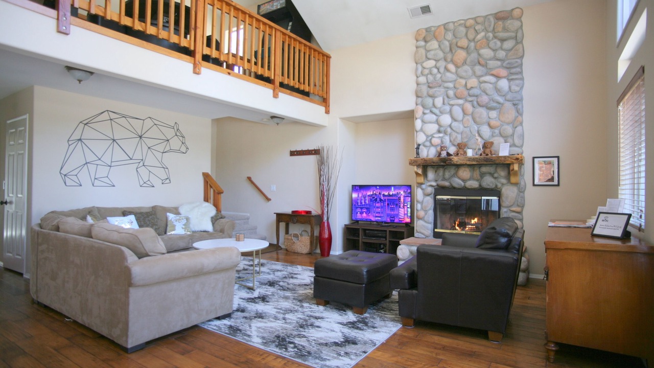 Photo of Livingroom in Big Bear Lake