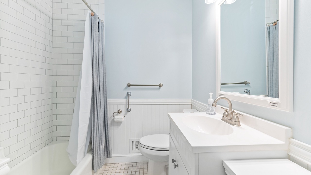 Photo of Bathroom in Point Pleasant Beach