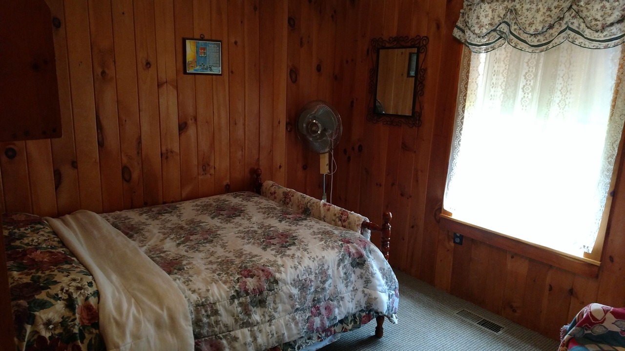 Photo of Bedroom in Valois