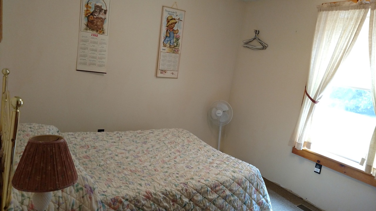 Photo of Bedroom in Valois