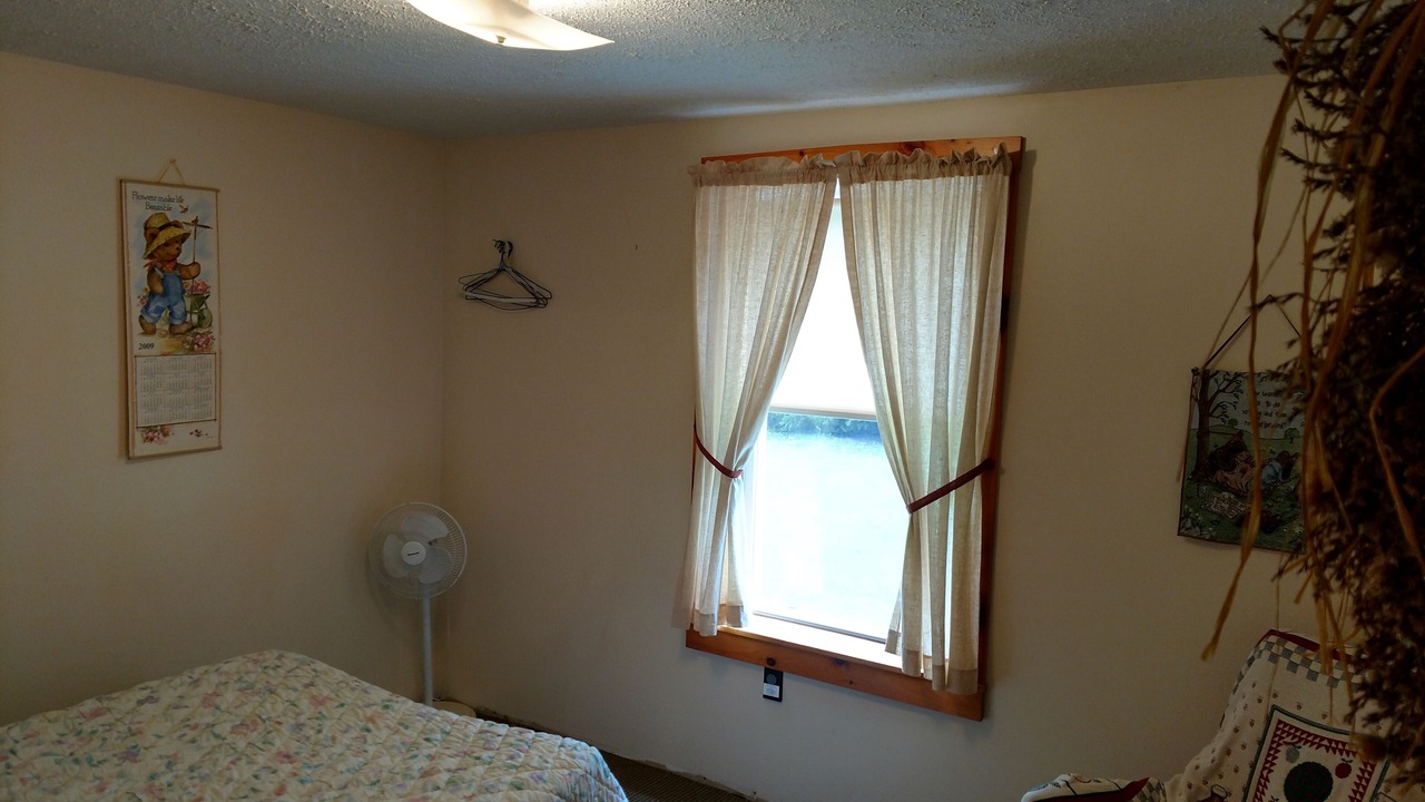 Photo of Bedroom in Valois