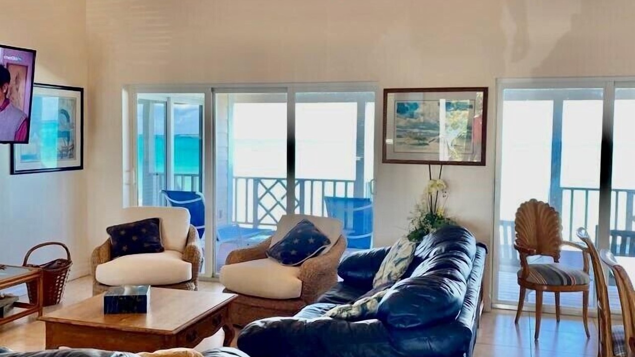 Photo of Livingroom in Great Harbour Cay