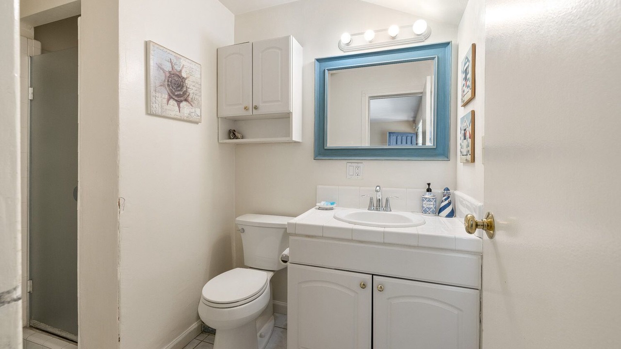 Photo of Bathroom in Balboa Island