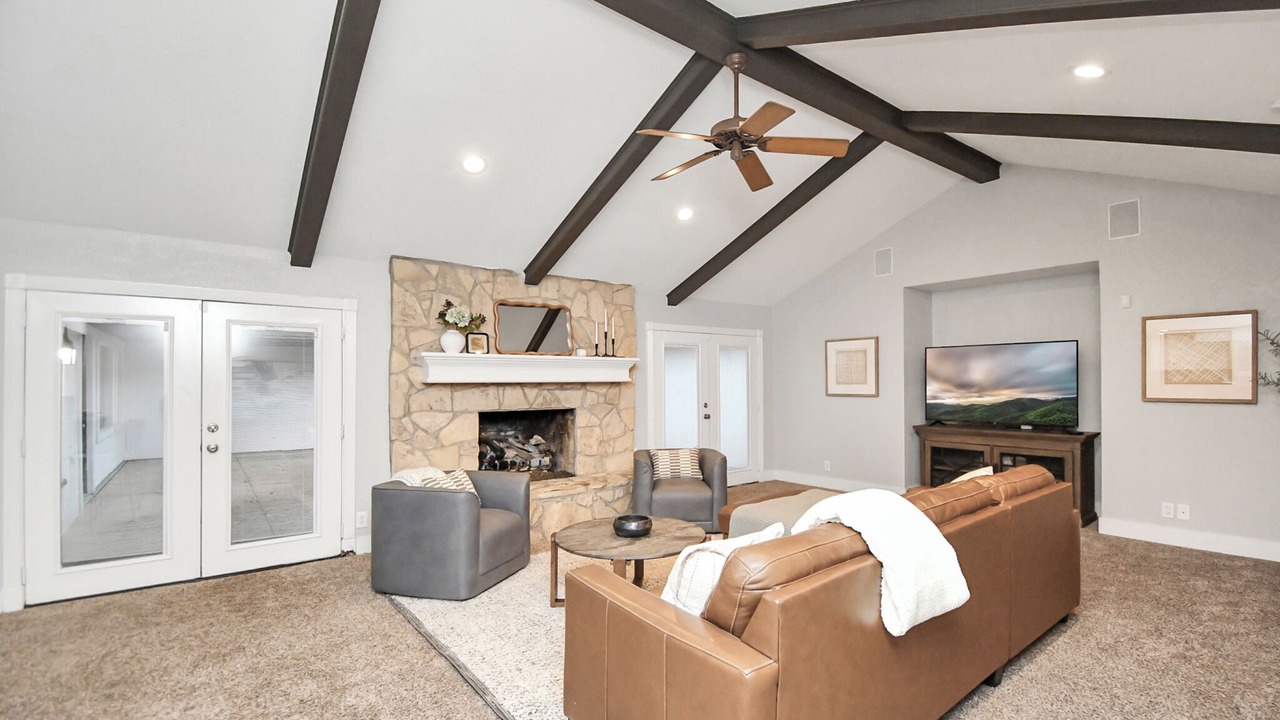 Photo of Livingroom in Katy