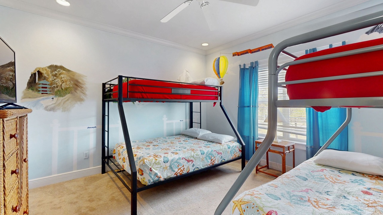 Photo of Bedroom in Audubon Place