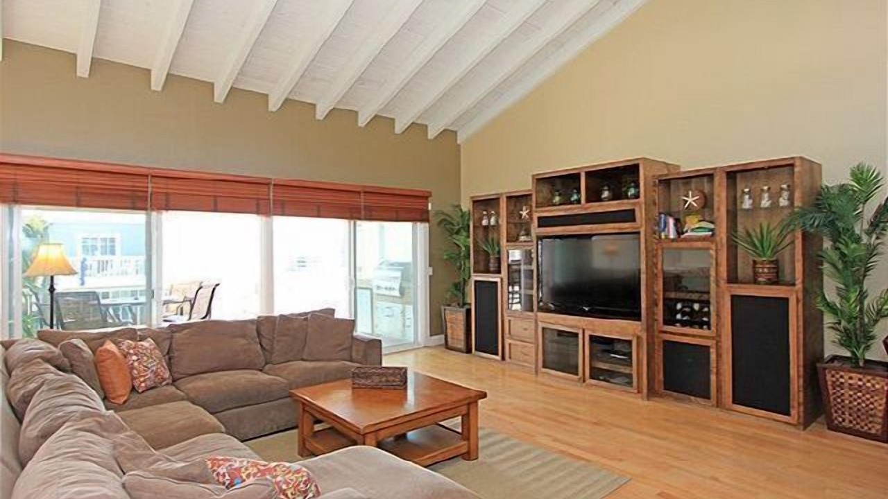 Photo of Bedroom in Santa Ana Heights