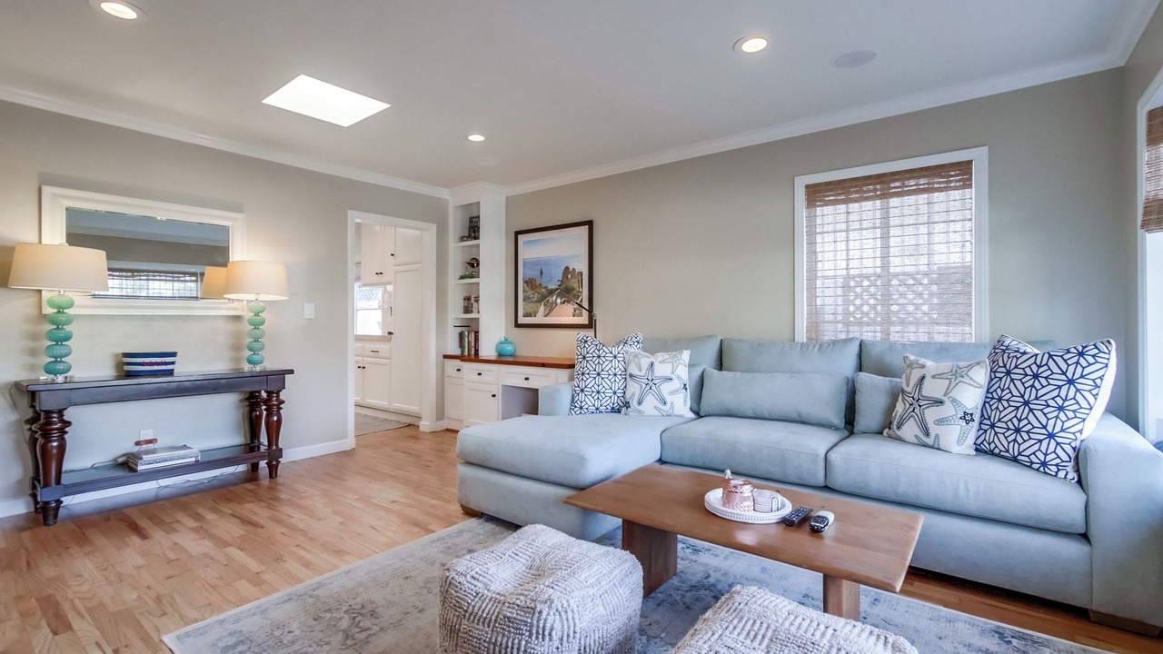 Photo of Bedroom in Del Mar