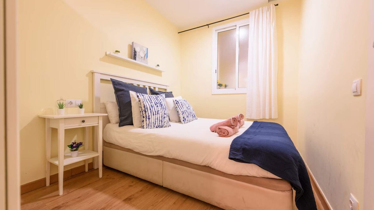 Photo of Bedroom in El Poble-sec
