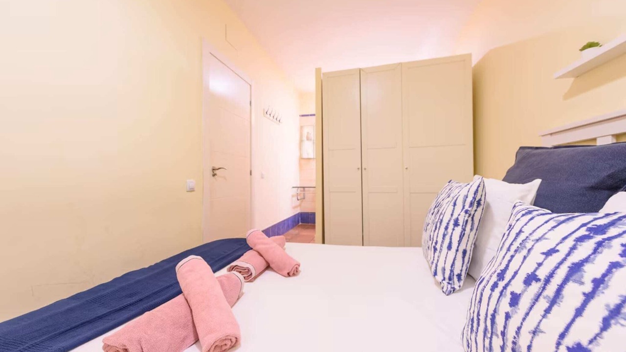 Photo of Bedroom in El Poble-sec