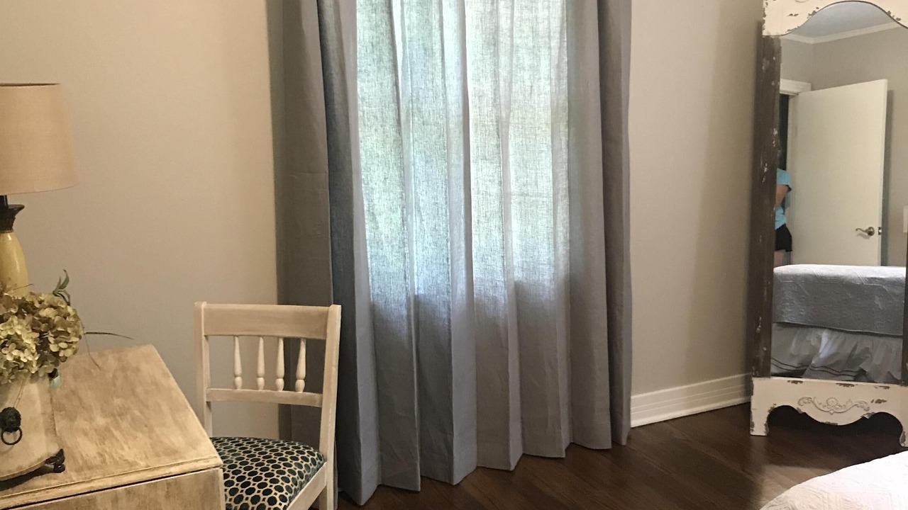Photo of Bedroom in Batesville