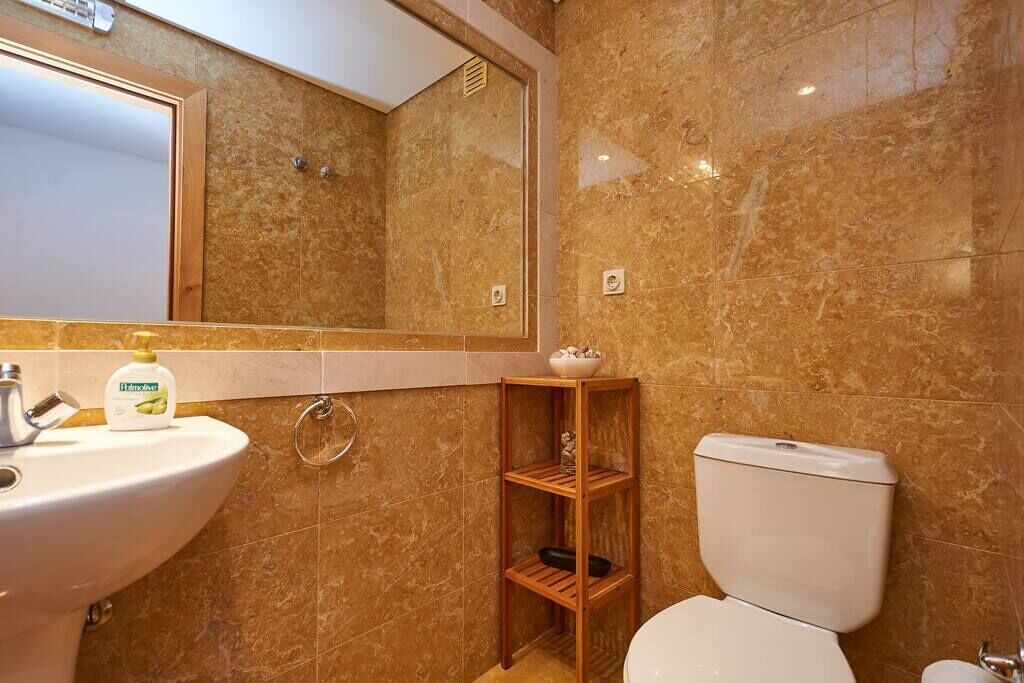 Photo of Bathroom in Cascais