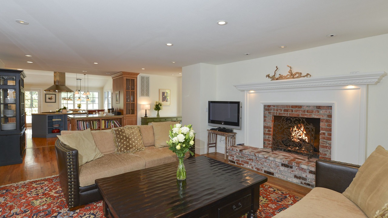 Photo of Bedroom in St. Helena
