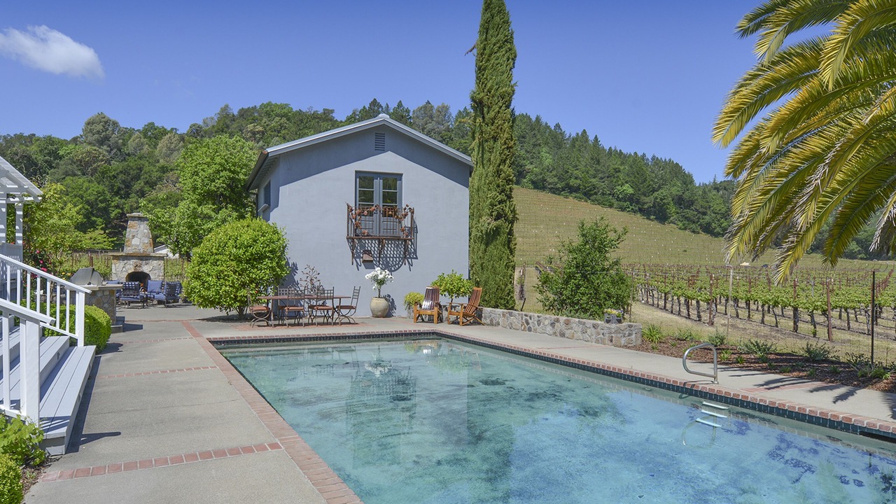 Photo of Bedroom in St. Helena