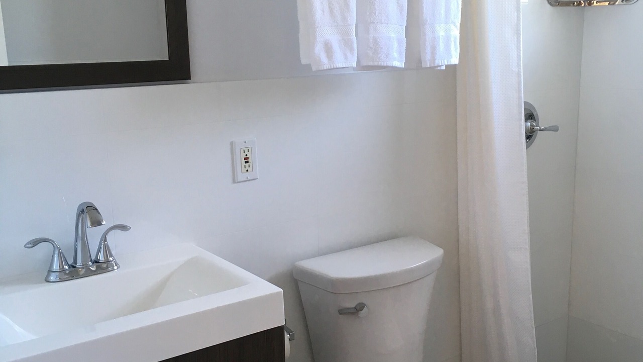 Photo of Bathroom in Survey Creek