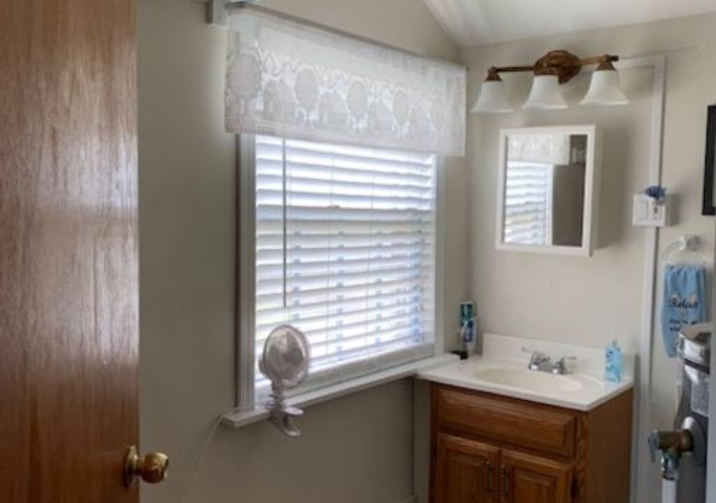 Photo of Bathroom in Jamestown West