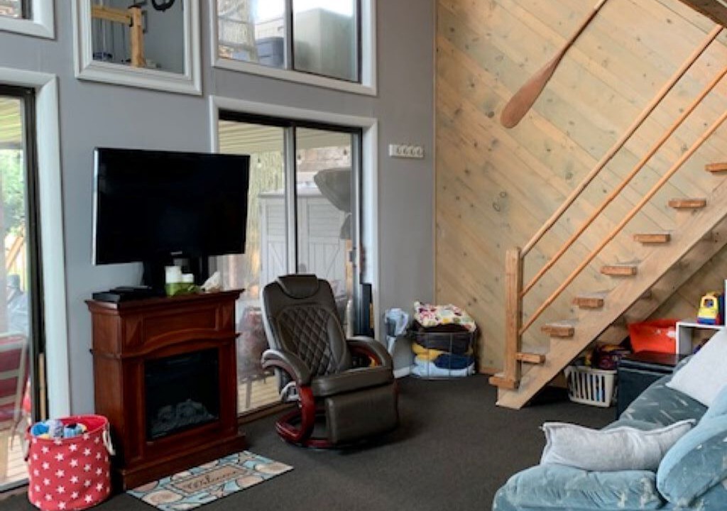 Photo of Livingroom in Jamestown West