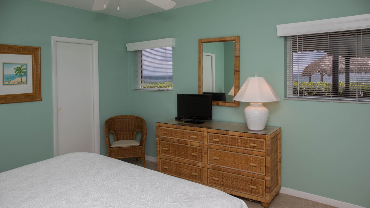 Photo of Bedroom in Hillsboro Beach