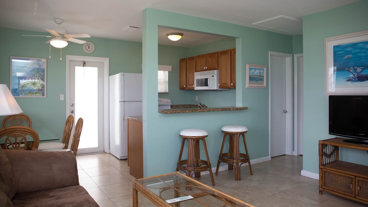 Photo of Livingroom in Hillsboro Beach