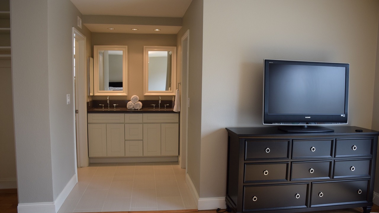 Photo of Bathroom in Southeast Anaheim