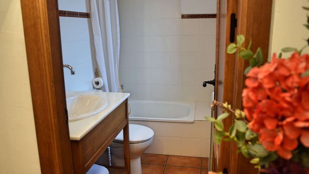 Photo of Bathroom in Pedroche
