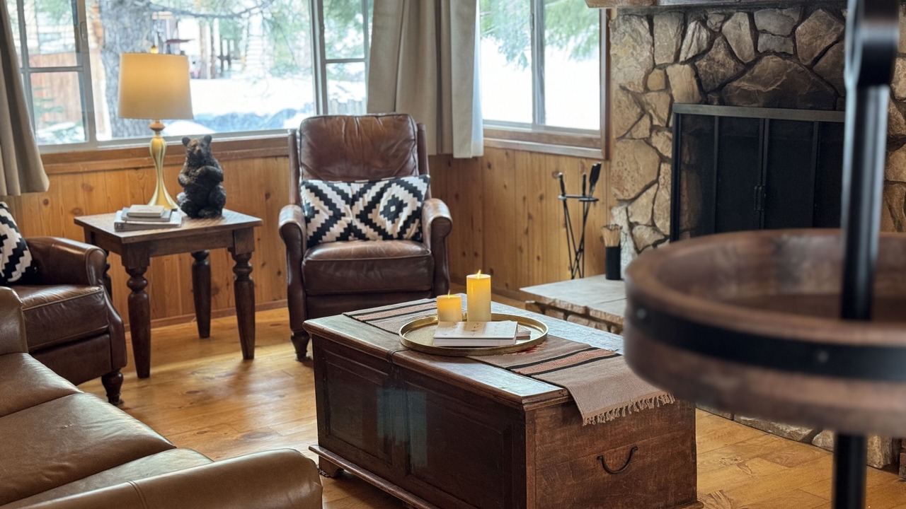 Photo of Livingroom in Green Valley Lake