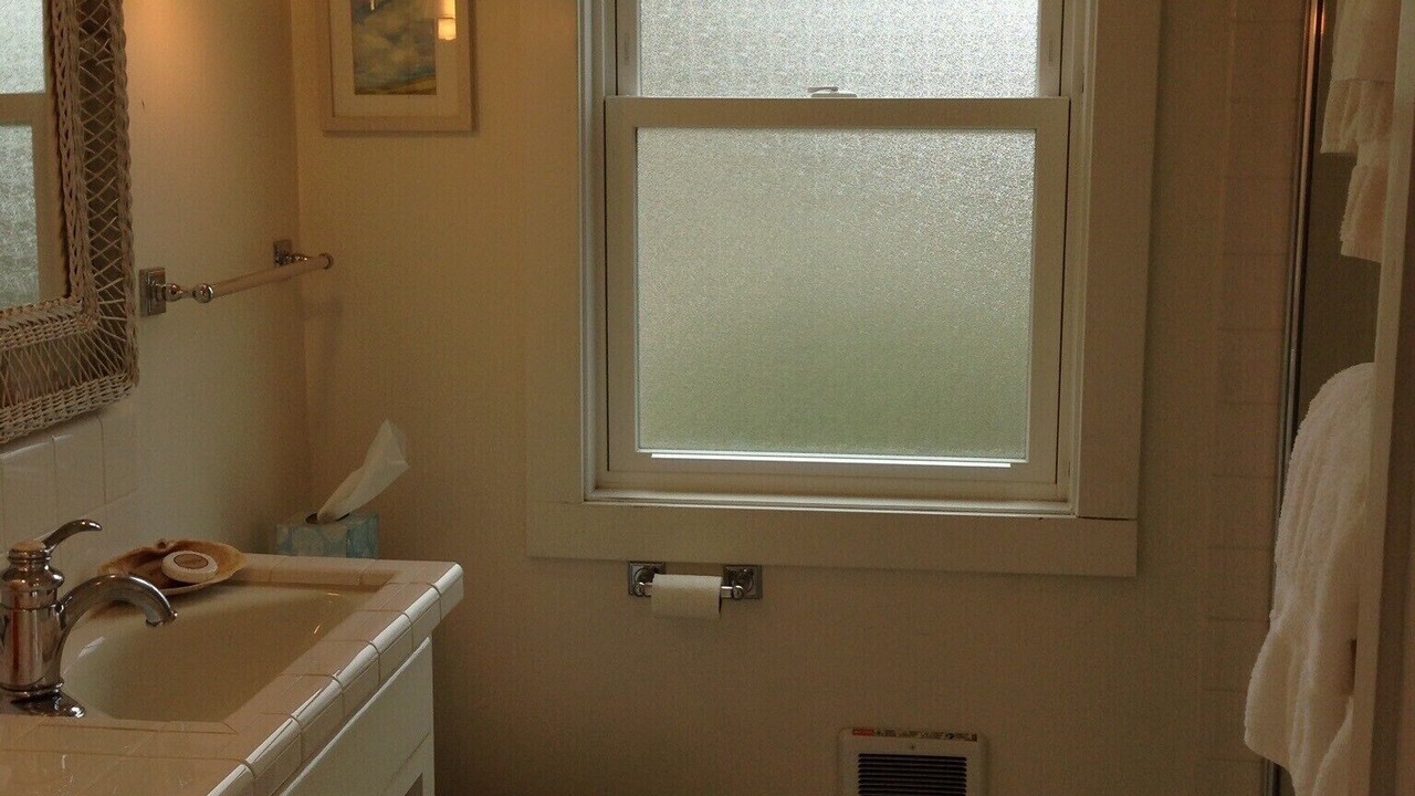 Photo of Bathroom in Belvedere Tiburon