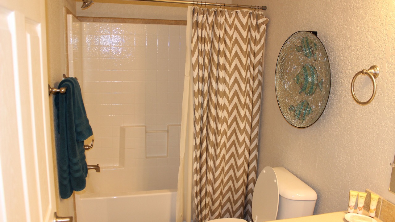 Photo of Bathroom in Parker Strip