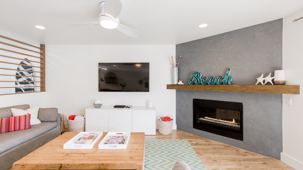 Photo of Livingroom in Santa Ana Heights