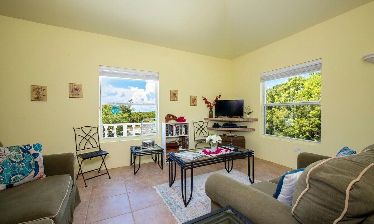 Photo of Livingroom in Rainbow Bay