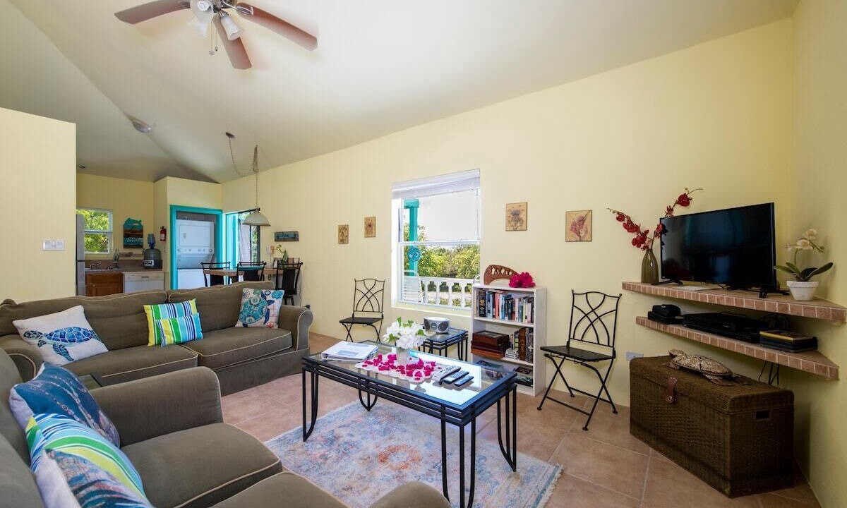 Photo of Livingroom in Rainbow Bay