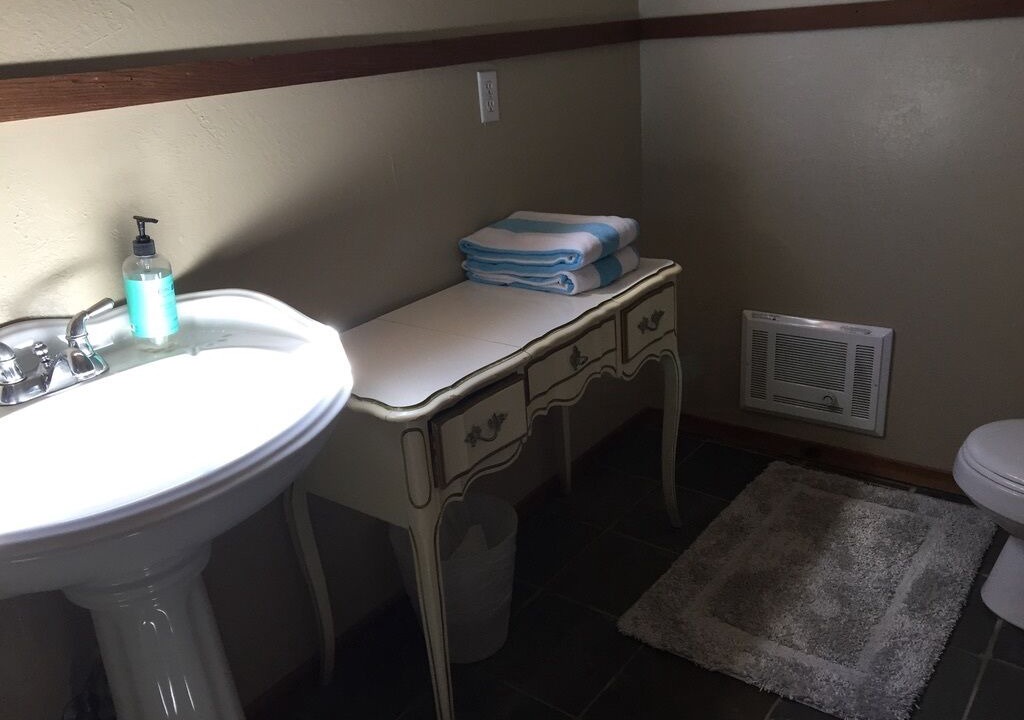 Photo of Bathroom in Albion
