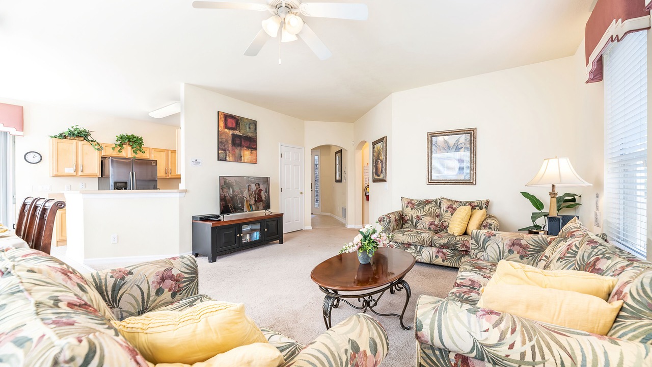Photo of Livingroom in Cypress Pointe