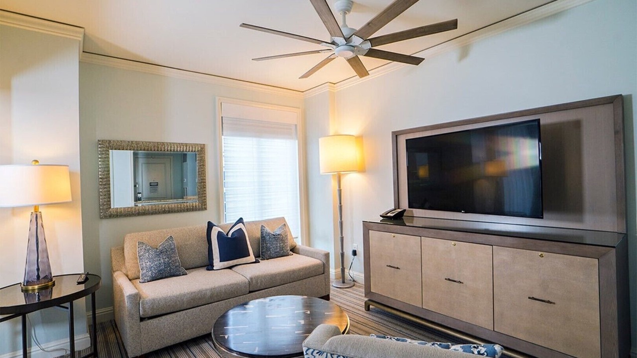 Photo of Livingroom in Key Biscayne