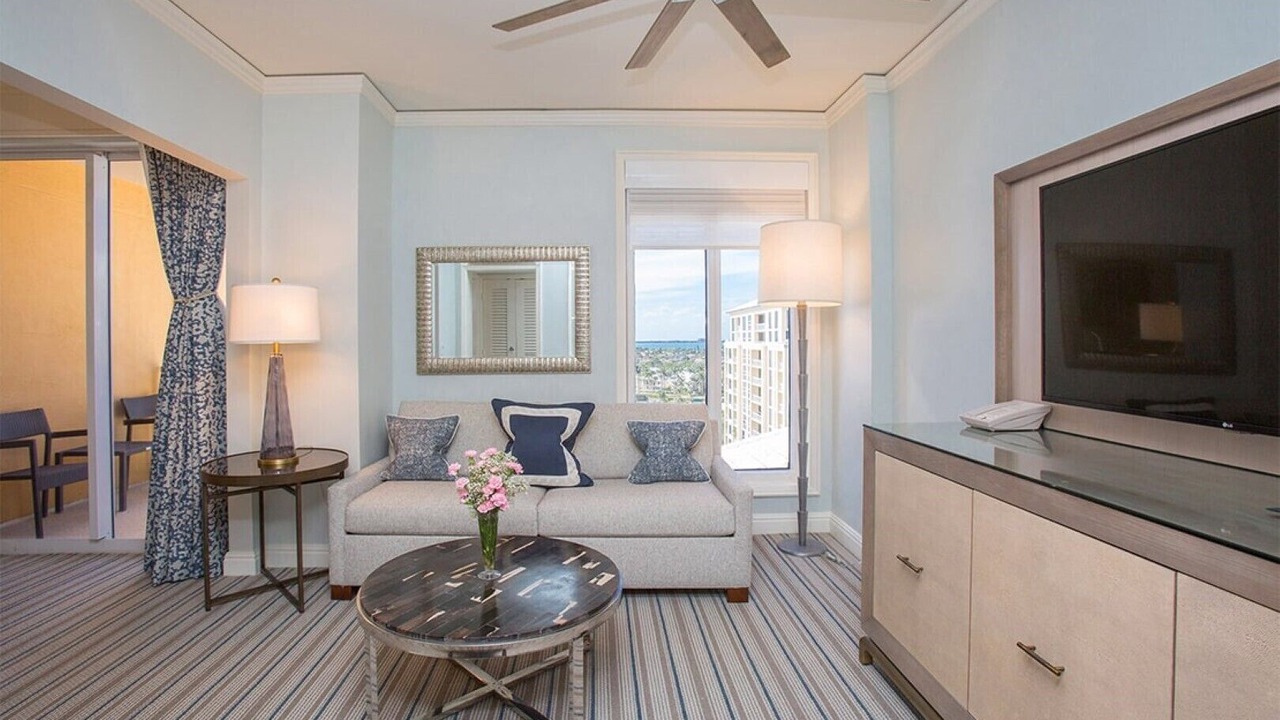 Photo of Livingroom in Key Biscayne