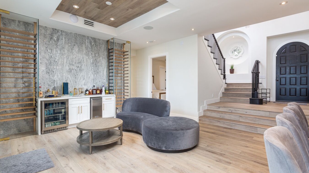 Photo of Livingroom in Newport Coast