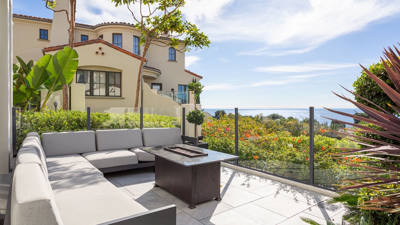 Photo of Patio Balcony in Newport Coast