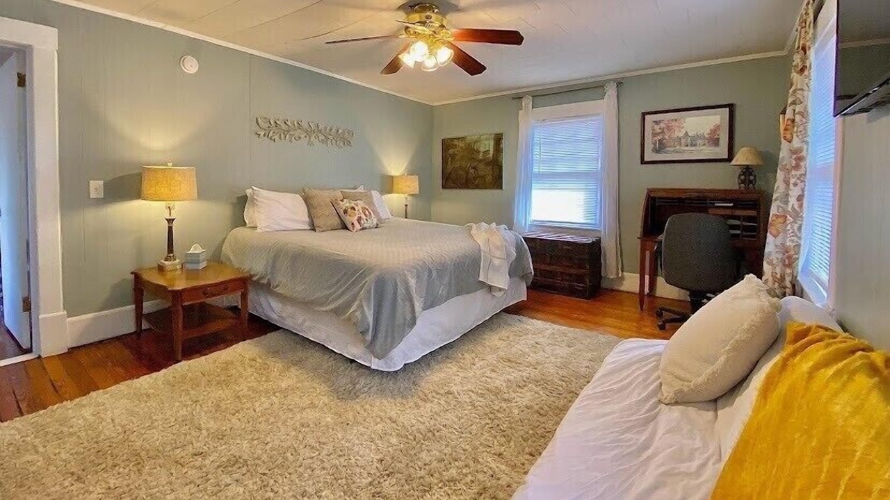 Photo of Bedroom in Historic Montford