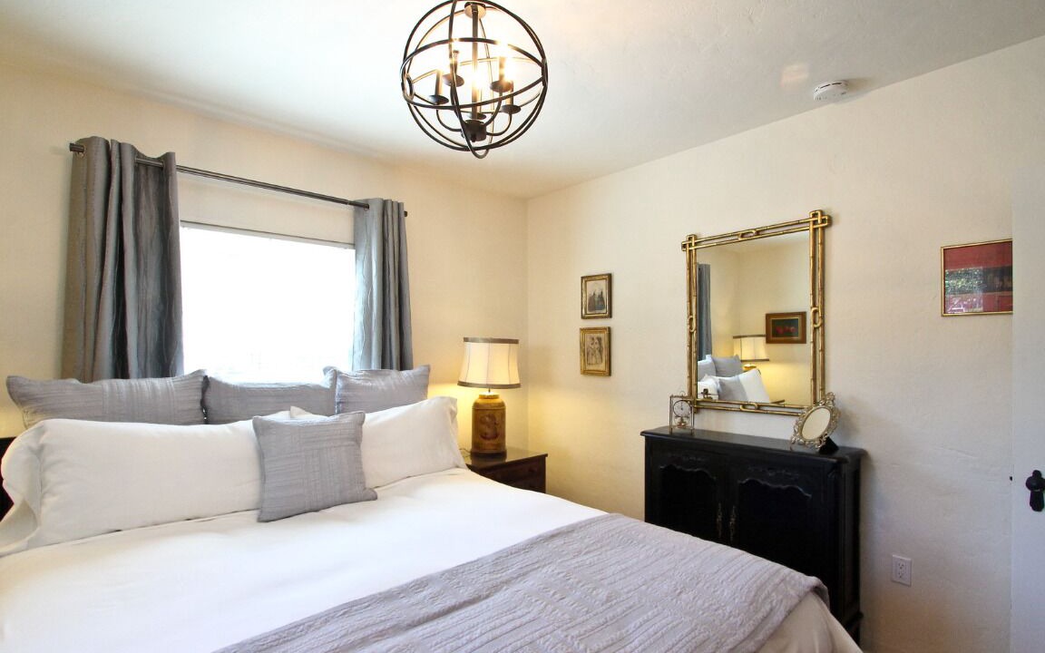 Photo of Bedroom in Oak Park