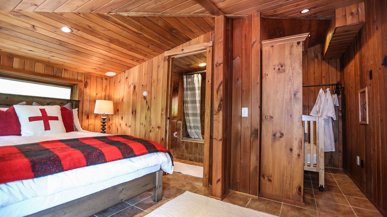 Photo of Bedroom in Grange Landing