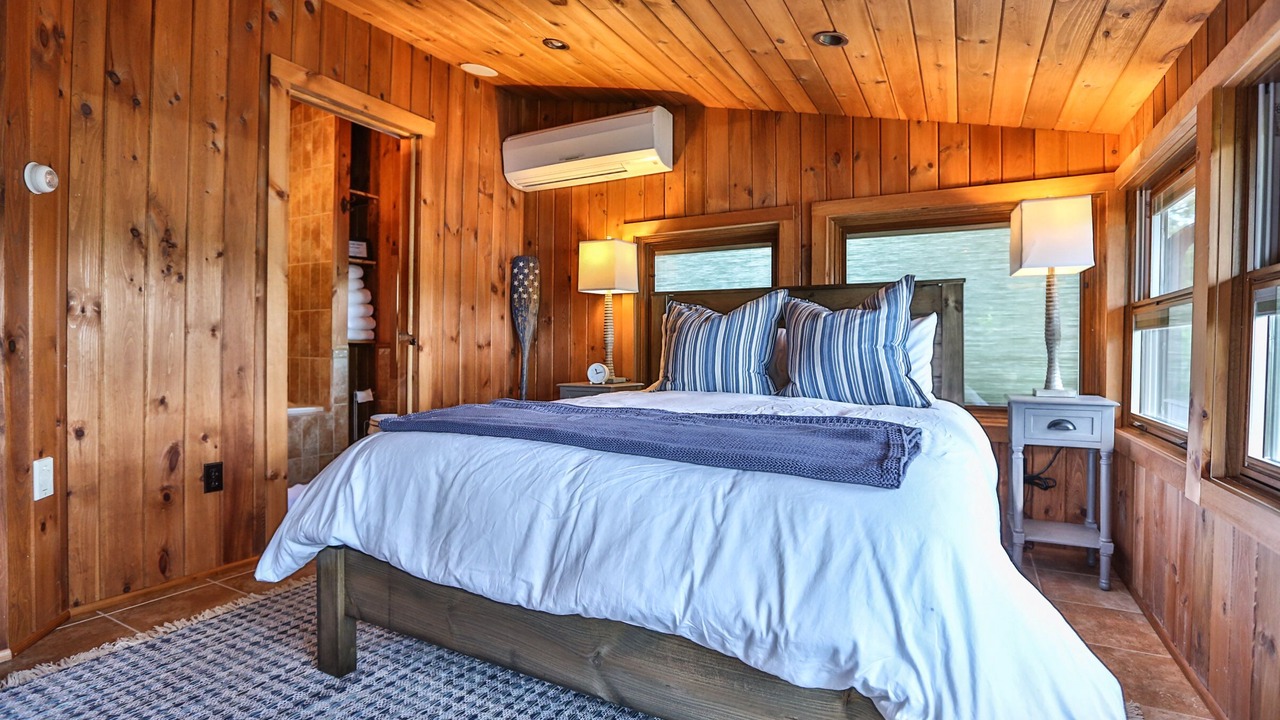 Photo of Bedroom in Grange Landing