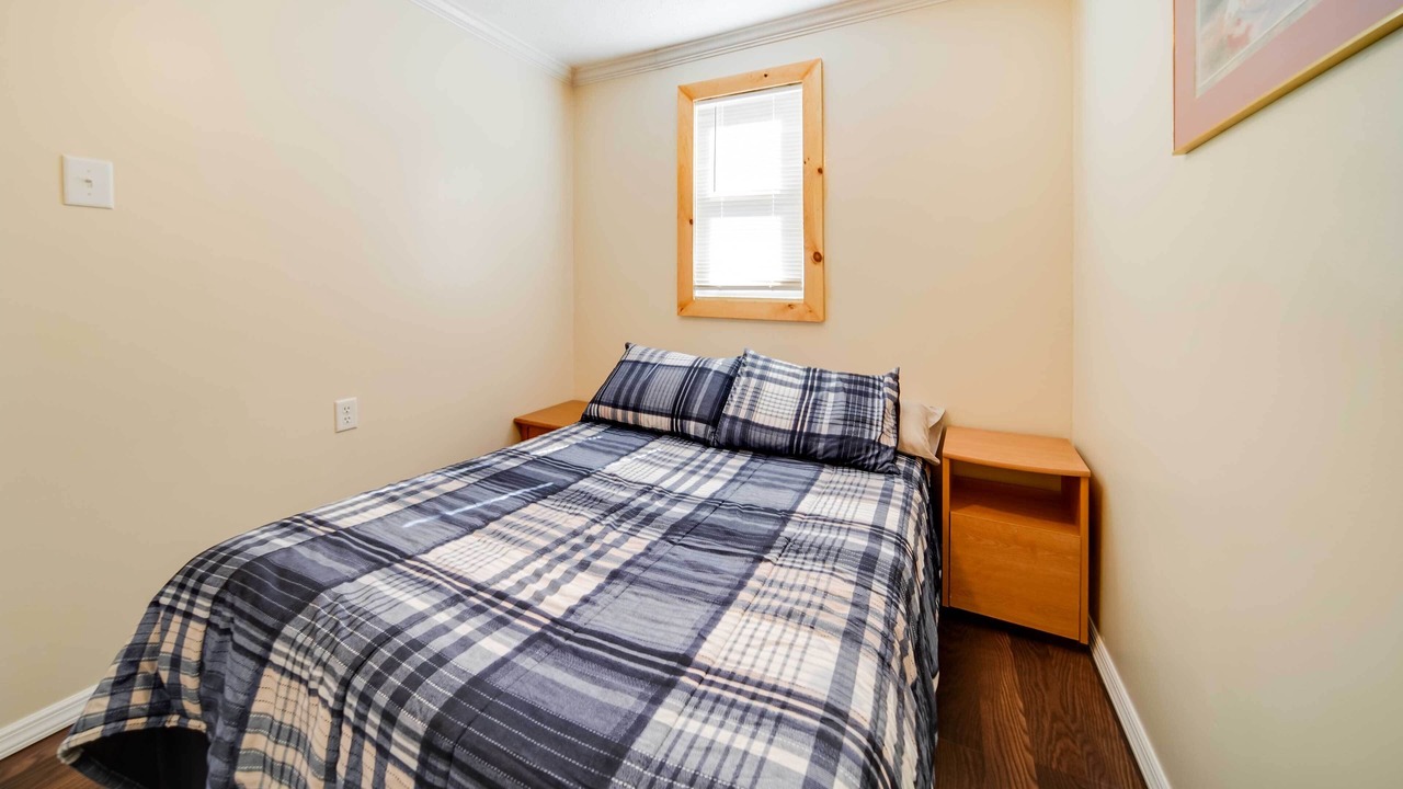 Photo of Bedroom in Geneva-on-the-Lake