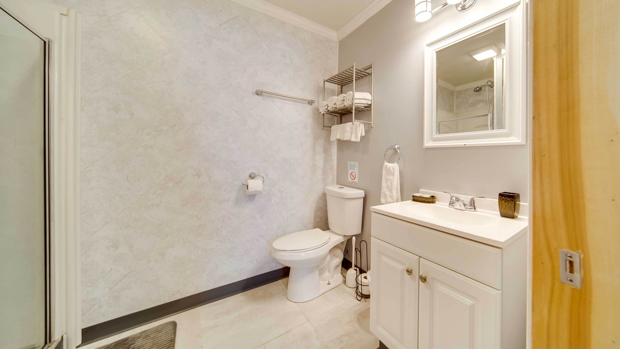 Photo of Bathroom in Geneva-on-the-Lake