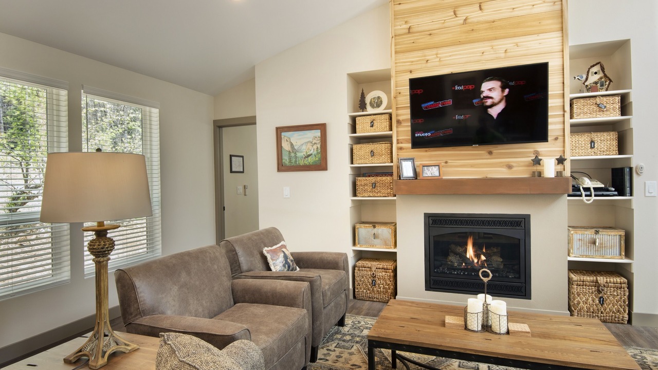 Photo of Livingroom in North Wawona