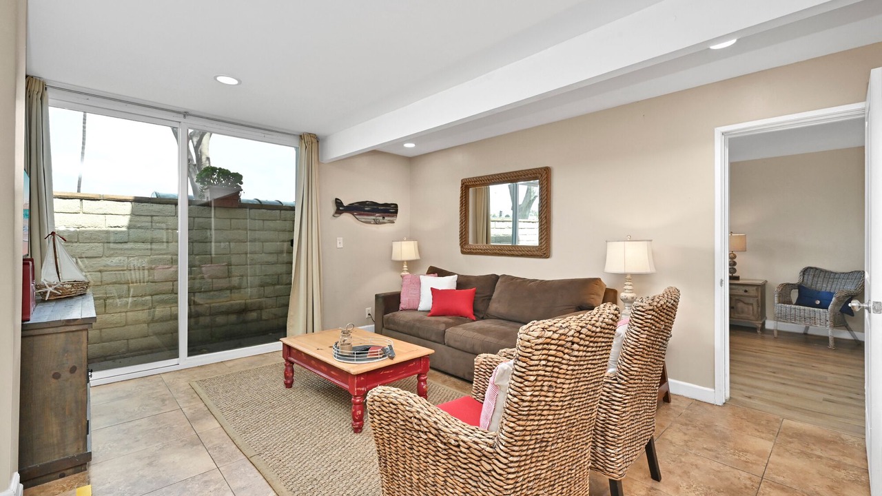 Photo of Livingroom in Santa Ana Heights