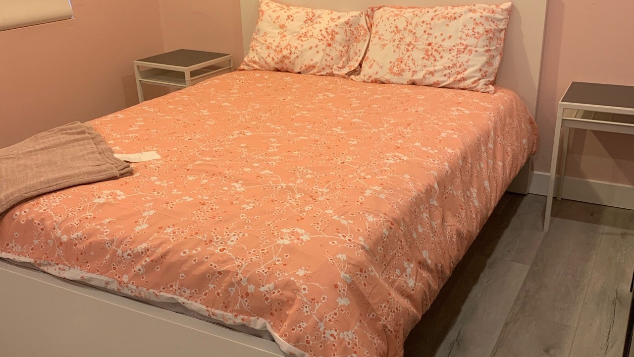 Photo of Bedroom in Lyon Street