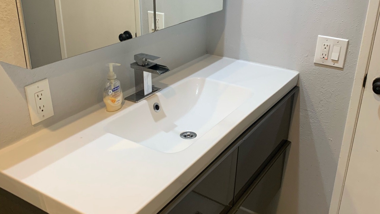 Photo of Bathroom in Lyon Street